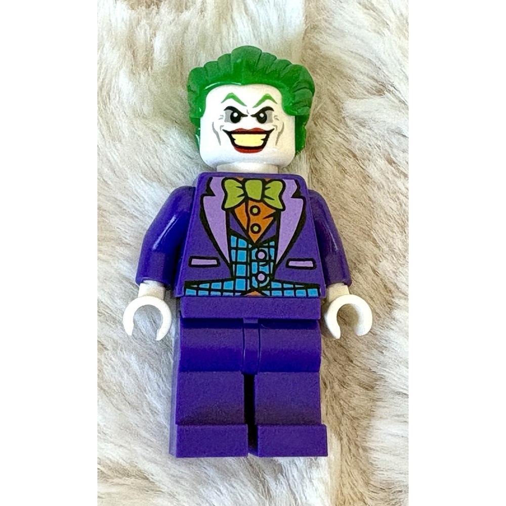 LEGO Minifigure Kids OS‎ Purple Excellent DC Super Heroes Joker Purple Suit